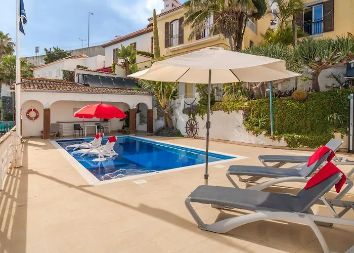 Club Santa Cruz (Madeira)