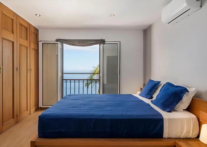 Club Santa Cruz (Madeira)